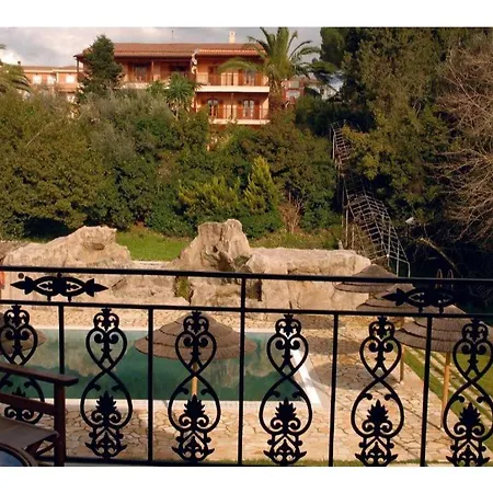 Corfu Club Maisonette 1 Aparthotel 4*