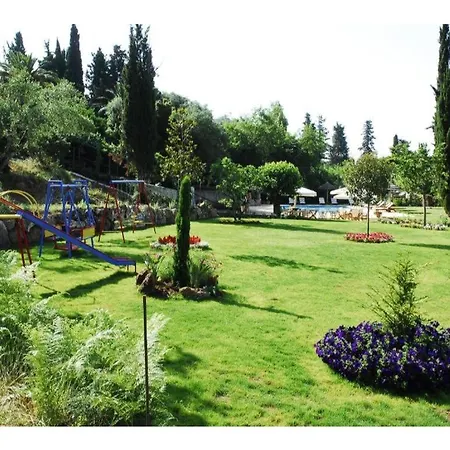 Corfu Club Maisonette 1 Апарт-отель Гоувия
